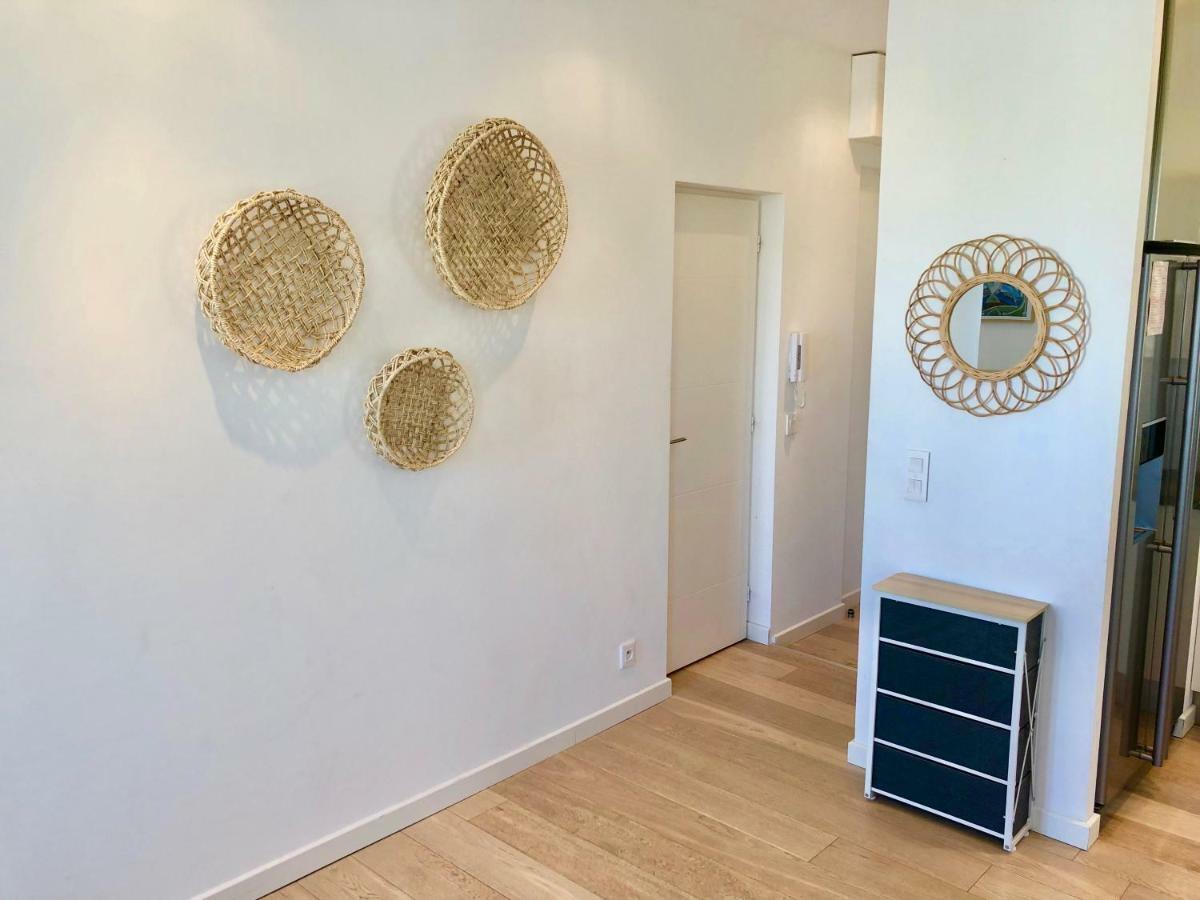 Bright & Modern Apartment In The Heart Of Antibes Ngoại thất bức ảnh