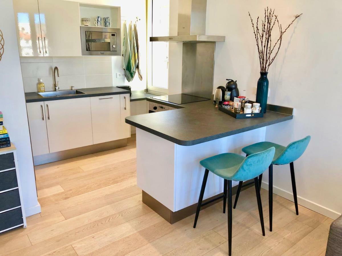 Bright & Modern Apartment In The Heart Of Antibes Ngoại thất bức ảnh
